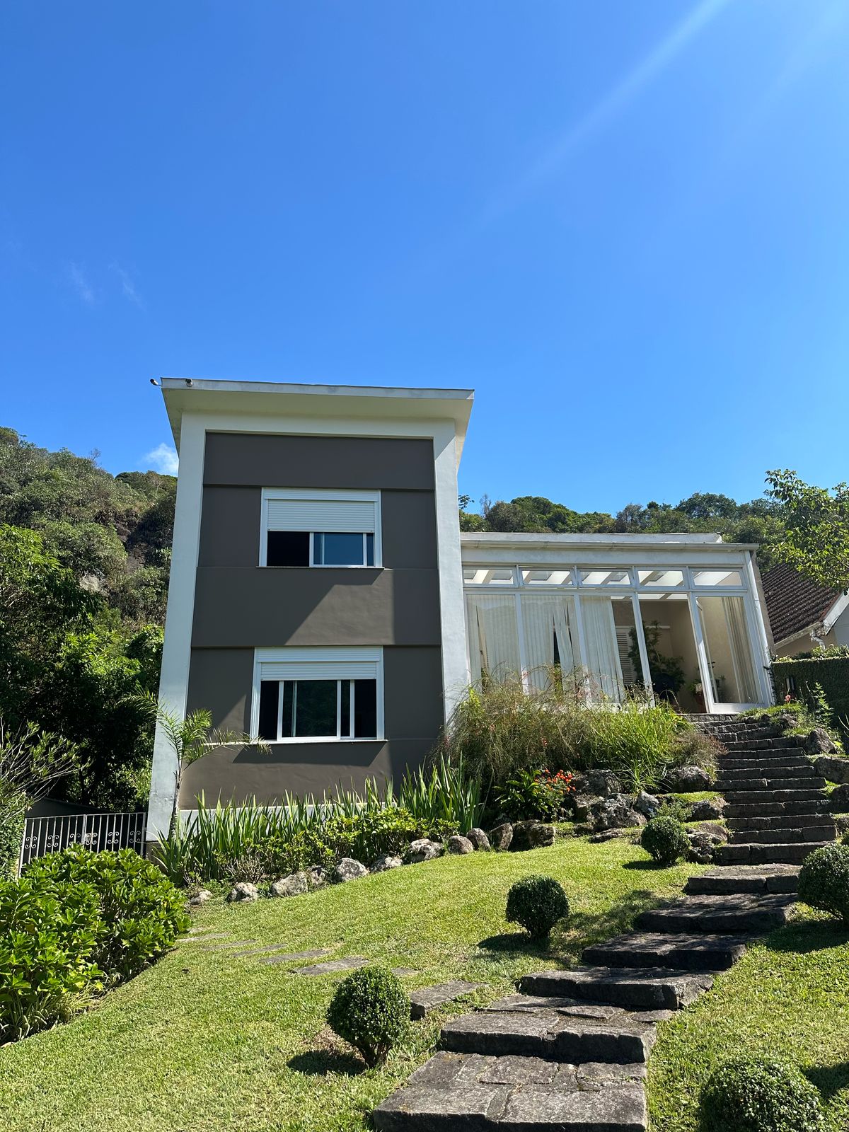 Casa com 4 Quartos à venda, 450m² - Castelanea